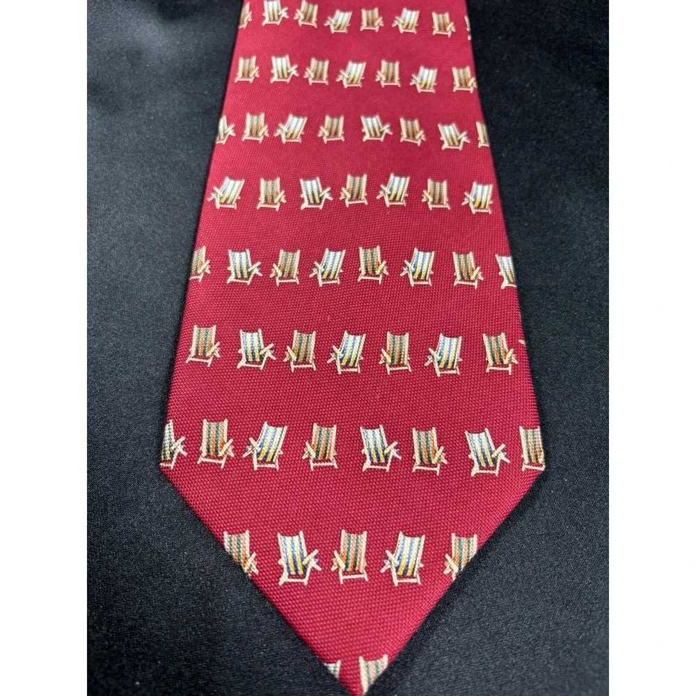 Off Island Tommy Bahama Mens Silk Tie Red Beach Chairs Umbrella Tropical Classic